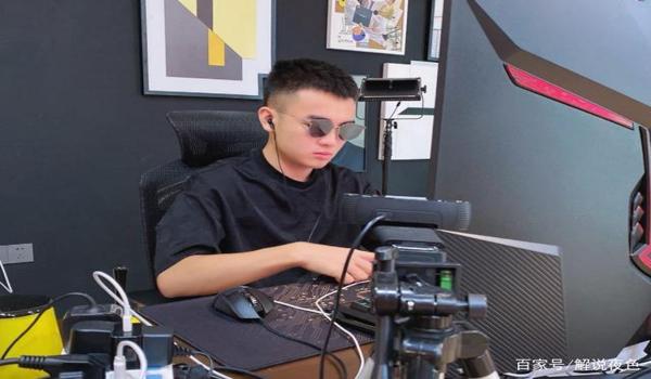 和平精英辅助一哥在哪直播