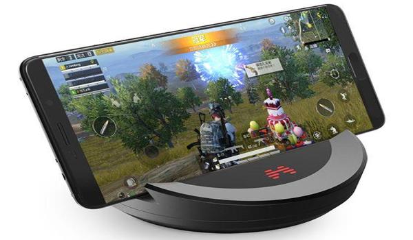 和平精英外设辅助器玩家